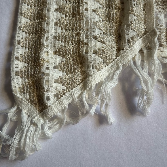 Chico’s Open Knit Fringe Vest NWT Neutral Boho Layering Cardigan Size 0 (Small) - Picture 2 of 6